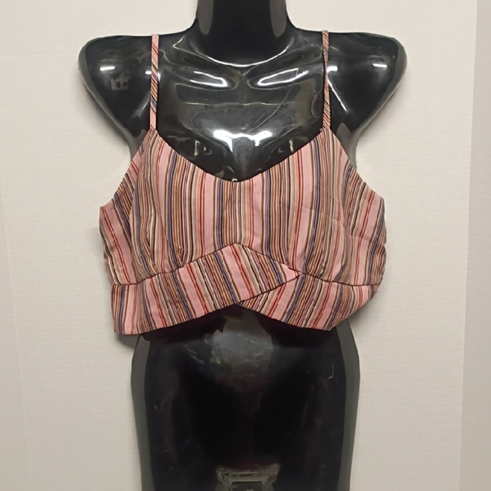Chic Striped Crop Top in Pink and Black